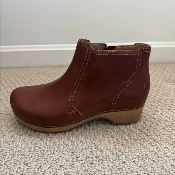 Dansko Barbara Ankle Boot - Picture 6 of 12